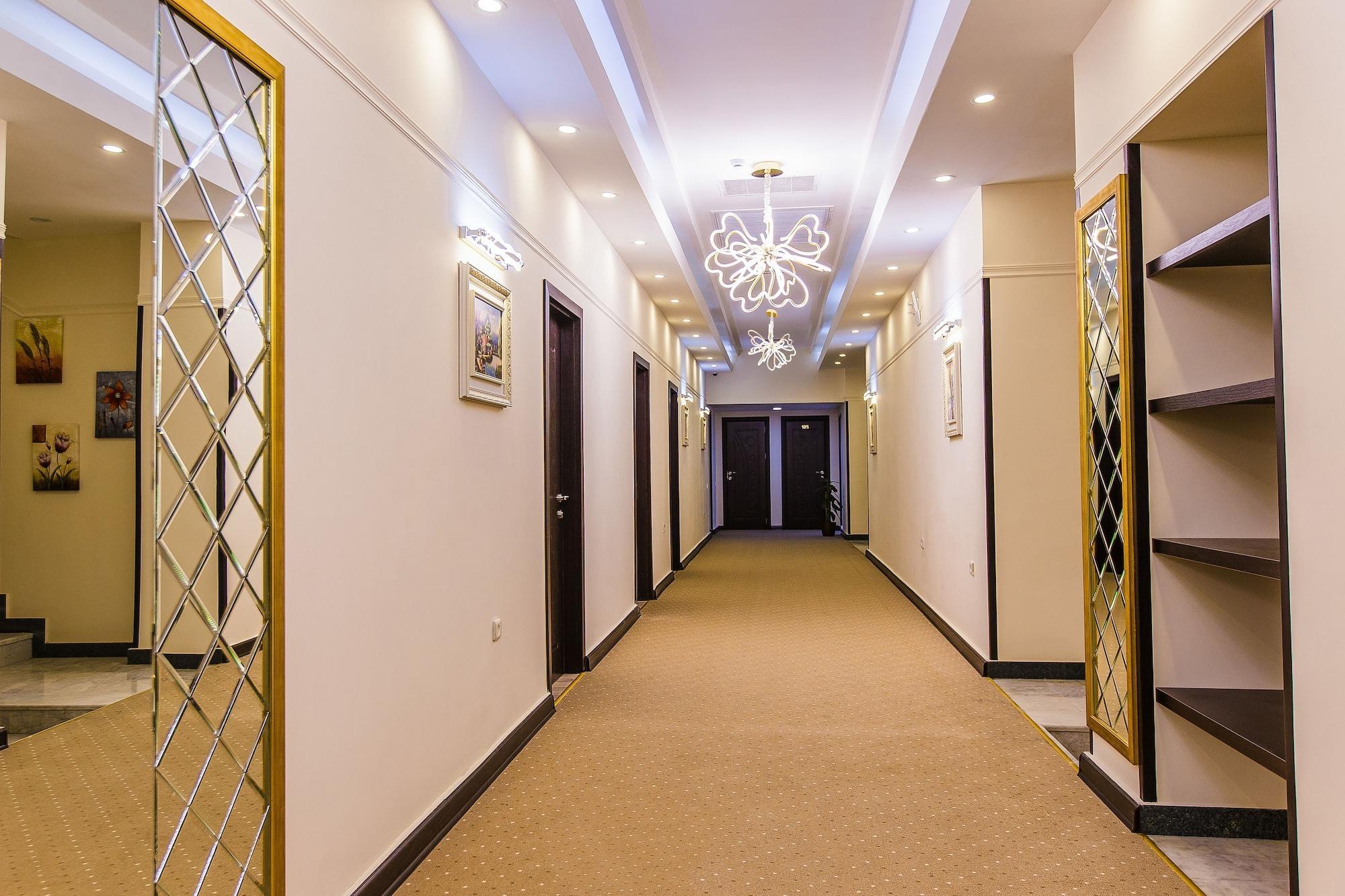 Deluxe City Hotel Baku Extérieur photo